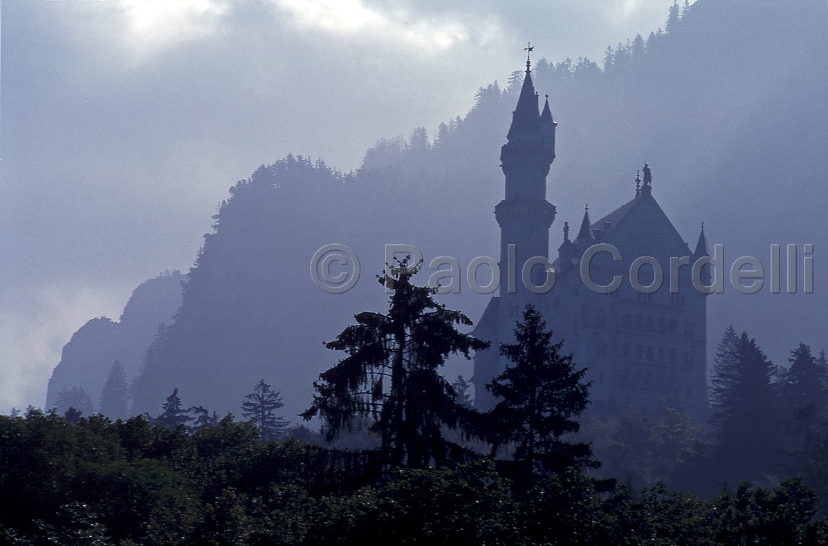Neuschwanstein Castle, Bavaria, Germany
 (cod:Austria 02)